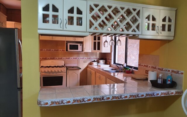 Casa hermosa a 20 minutos del aeropuerto