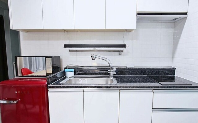 Goseong Santahus Pension