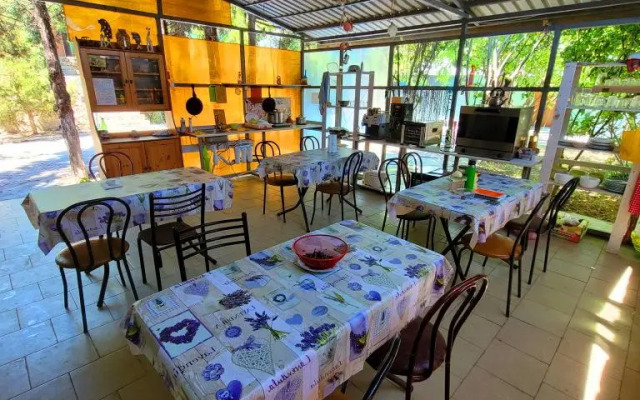 Guest House Pesok i More