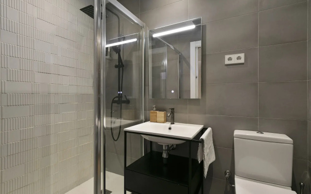 Arte Suites by Olala Homes