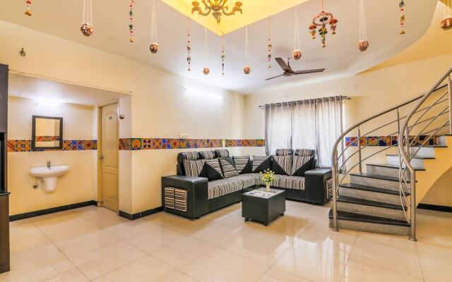 FabHotel Haku Residency
