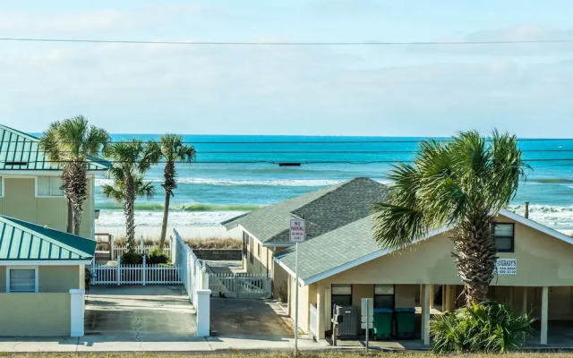 Vista del Mar I - Rest - A - While 201