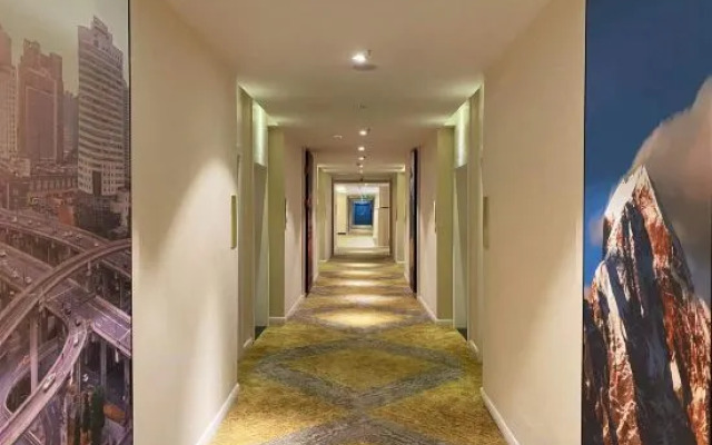 Vienna Hotel (Aba Mao County Guqiang City)