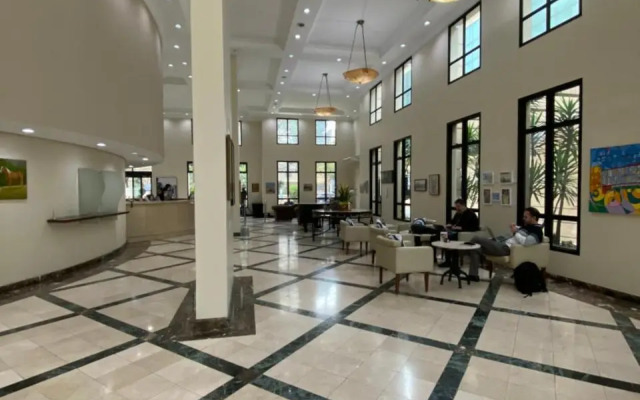 Comfort Flat Pinheiros em Hotel 4,5 estrelas