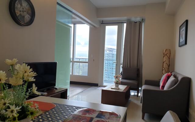 1 Bedroom Condo at One Pacific Residence