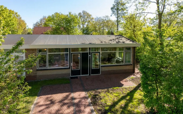 Bungalow Near Dutch Beach With Garden