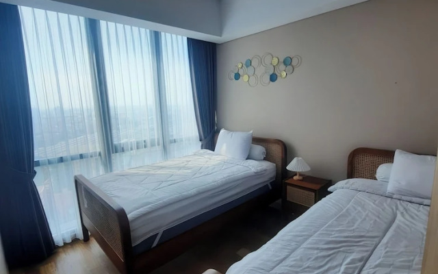 Staycation Jakarta Holland Village