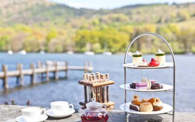 Lakeside Hotel & Spa