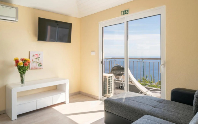 SeaView Apartment by OurMadeira