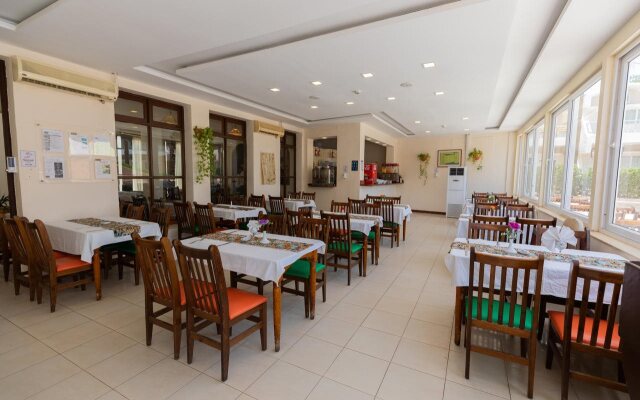 Royal Star Empire Beach Resort