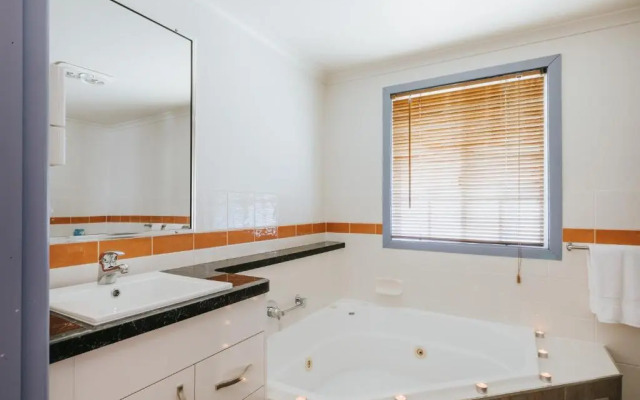 Apple Blossom Cottage