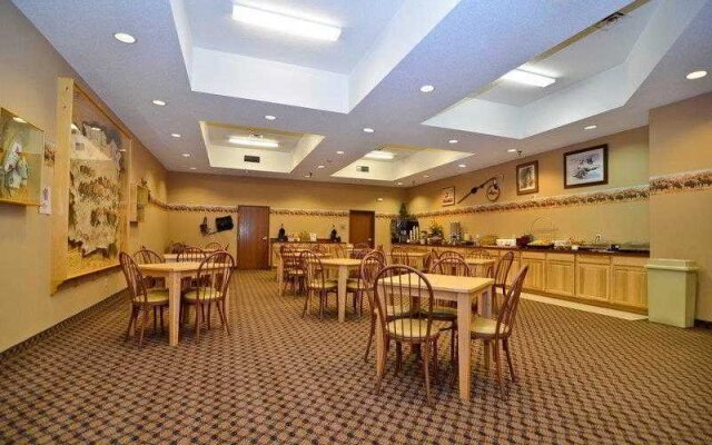 The Lodge at Mount Rushmore