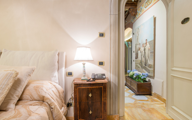 N.15 Santori Luxury Home