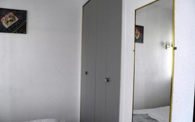 Appartement Sète, 1 Pièce, 4 Personnes - Fr-1-338-11