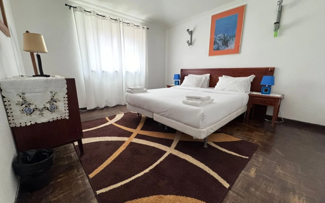 The Pearl - Cascais Guest House - City & Beach