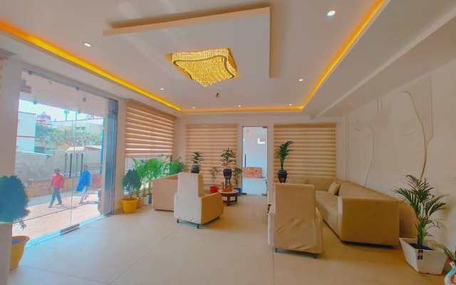 Sitaynam Hotel & Resort-Infront RAM Temp