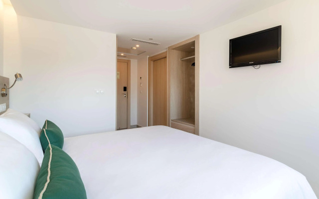 Halley Hotel & Apartments Affiliated by Melia