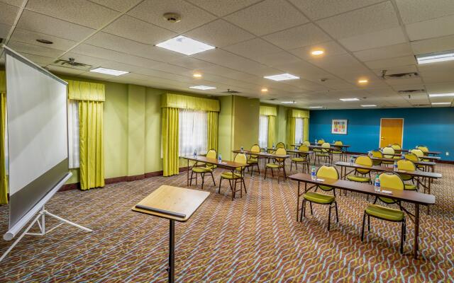 Holiday Inn Express Hotel & Suites Birmingham-Irondale(East) by IHG