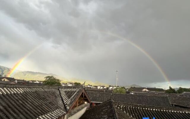 Lijiang Zhaofu Inn