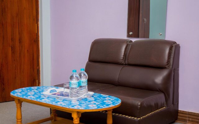 OYO 202 Hotel Kanchenjunga