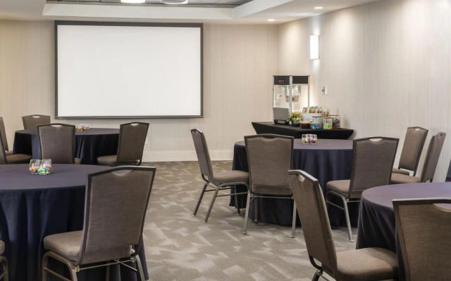 Delta Hotels by Marriott Calgary South