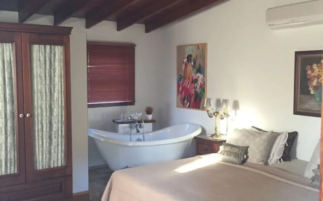 Kamarca House Hotel