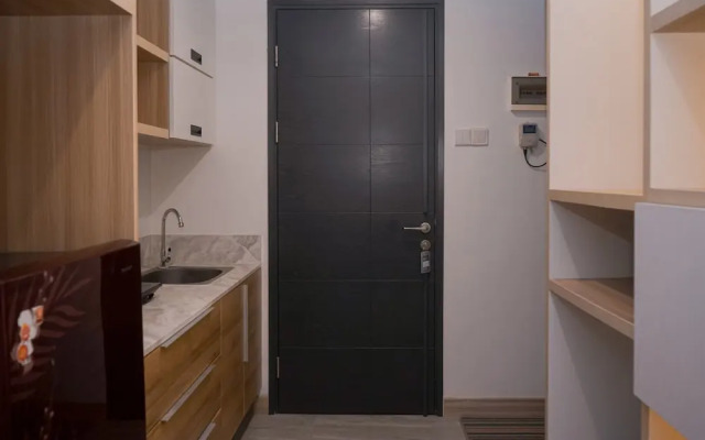Modern And Comfy Studio At Collins Boulevard Apartment
