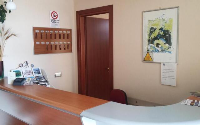 Hotel Caimo Bed-Breakfast