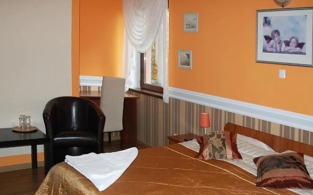 Hotel Restauracja Redos