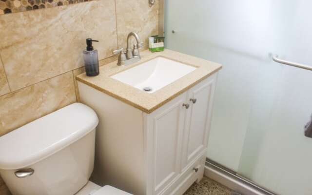 Terrace Park Suites Old Northeast by Tech Travel