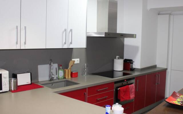 Precioso apartamento al lado de las Torres de Serrano