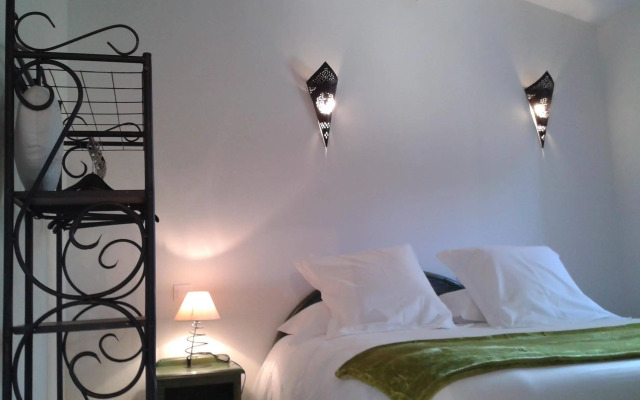 Logis Hôtel Le Domaine de la Régalière