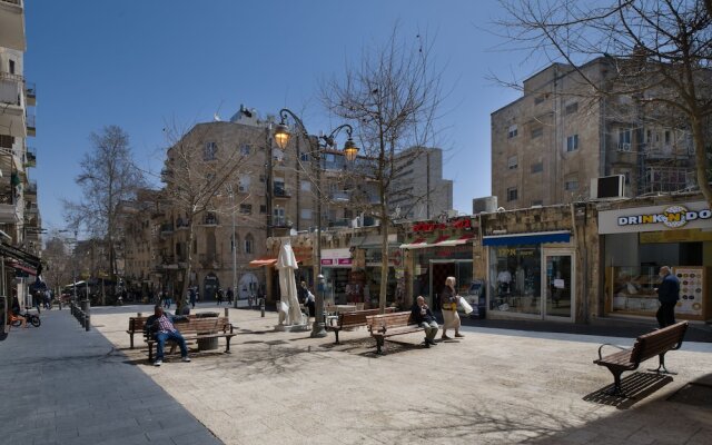 Aju Ben Yehuda 23