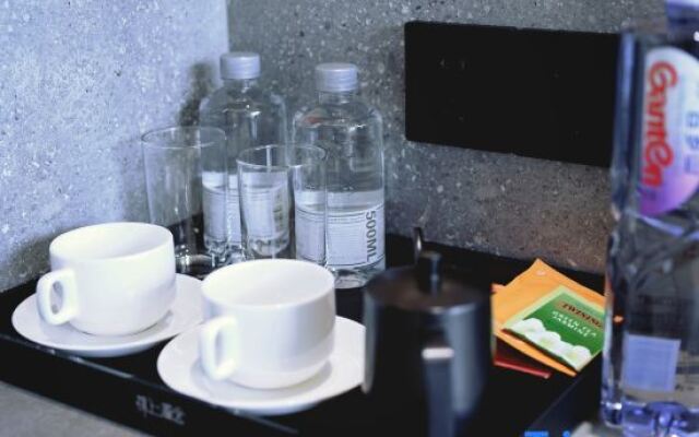 Jin Shang Xi She  Hotel&Cafe&Bar