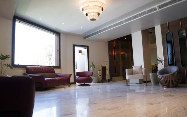 Hotel Clarks Inn Suites Kangra