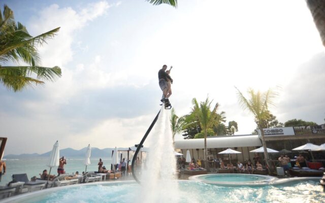 Combo Beach Hotel Samui