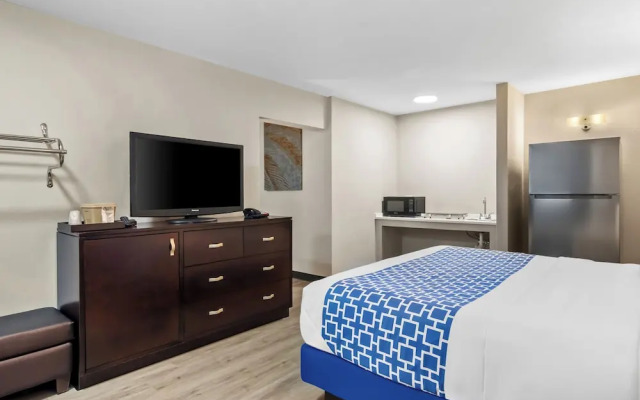 Suburban Studios Orange Park - Jacksonville near Naval Air Station