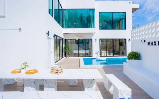 Tiara PoolVilla Pattaya Bang Saray Beach 1 km.