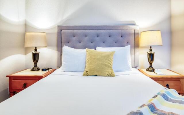 Inn at Haystack Rock