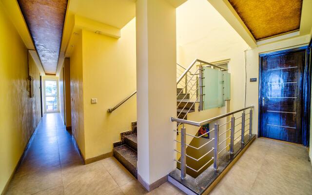 Fabhotel Rivlet
