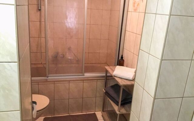 Burg Biedenegg mit SchlosscafiA© (FIE211)