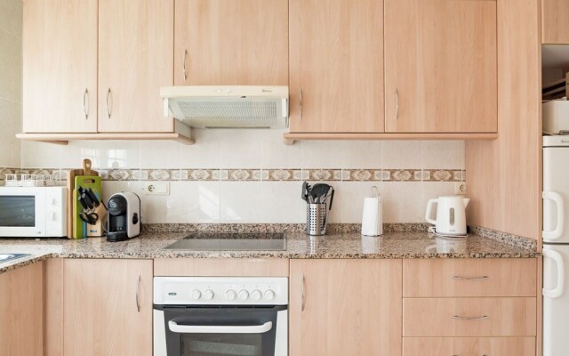 Serene Holiday Home in Baños y Mendigo With Swimming Pool