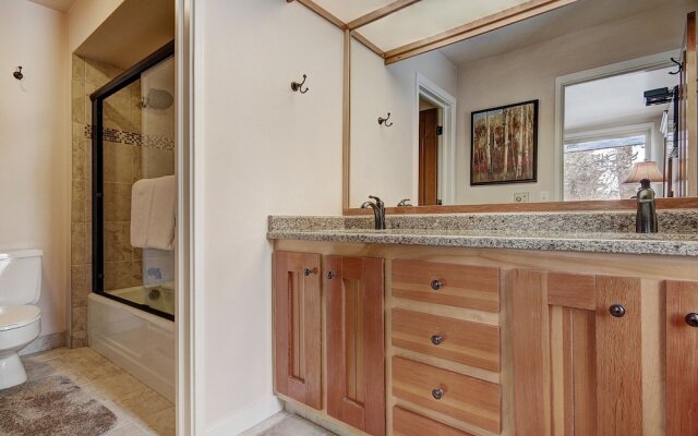 1903 Soda Springs I - 2 Br Townhouse