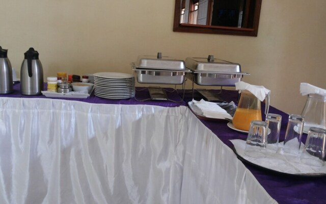 Lira Tasha Hotel