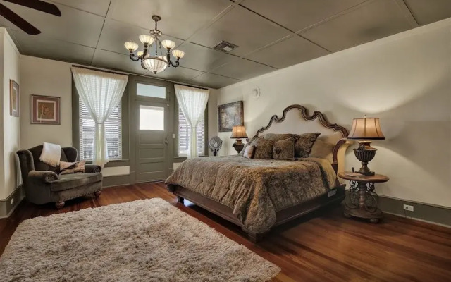 The Holekamp House Bed & Breakfast