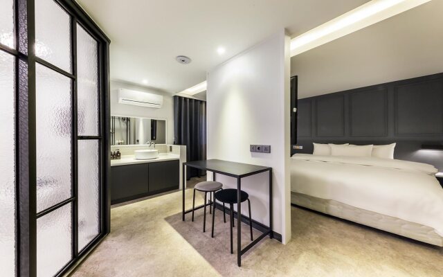 Stay Hotel