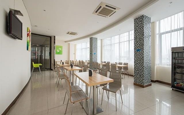City Comfort Inn Yulin Pedestrian Street