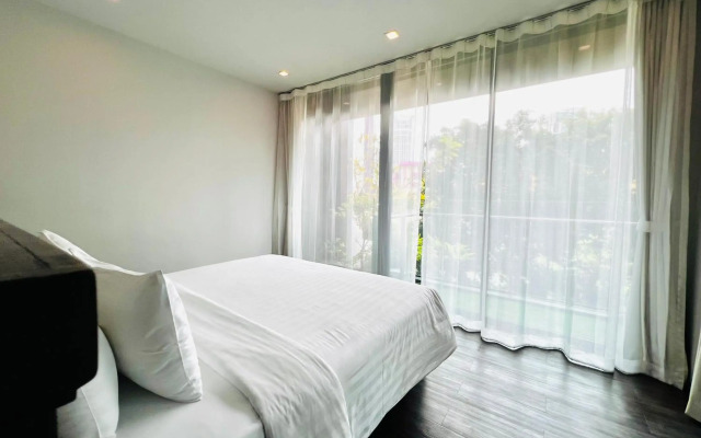 Civic Horizon Hotel & Residence