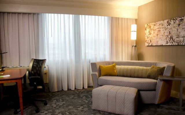 Courtyard Waterbury Downtown