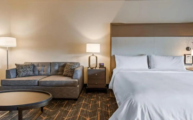 Holiday Inn Clarksville Northeast by IHG